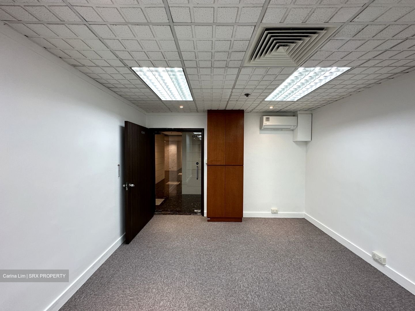 International Plaza (D2), Office #456917461